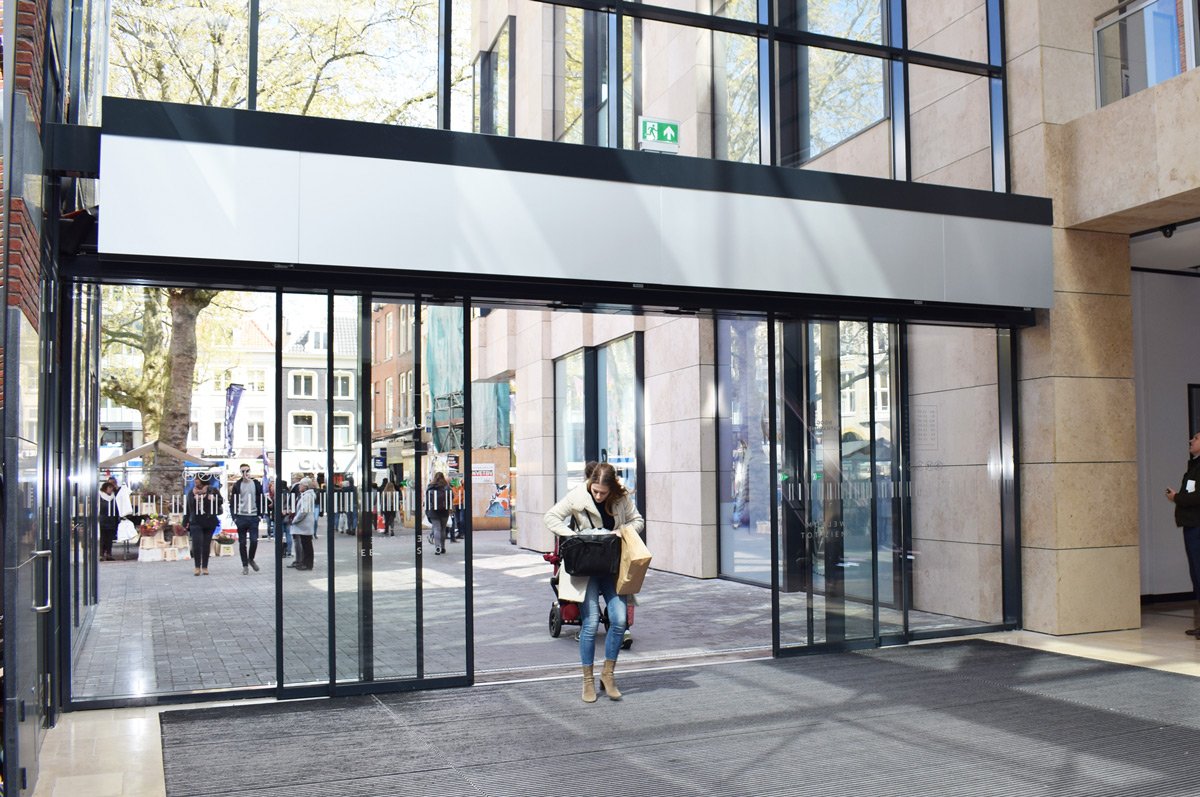 Zen air curtains Shopping Center Netherlands