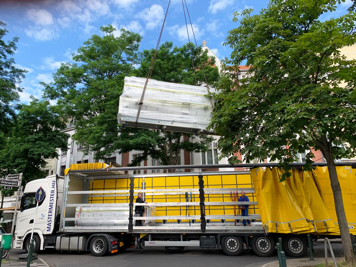 Transporte de la unidad de tratamiento de aire Airbox A40 para un restaurante en Alemania